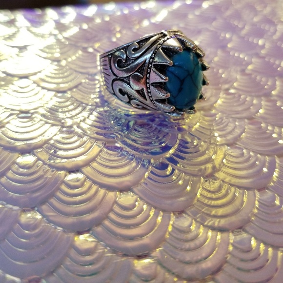 💎 Green resin stone ring - Picture 2 of 6